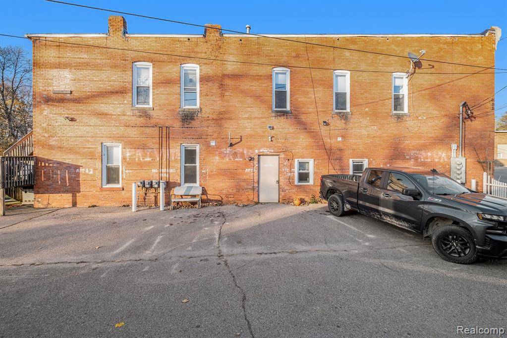 Byron, MI 48418,140 S SAGINAW Street