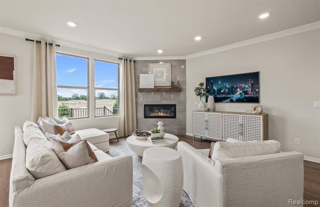Ann Arbor, MI 48108,828 KELPIE Drive