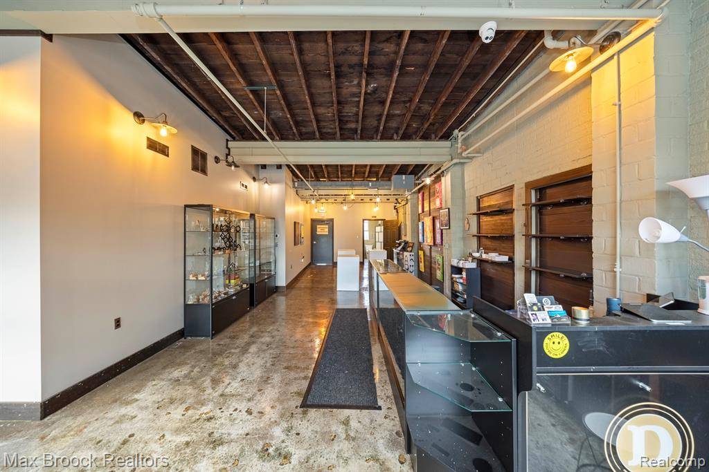 Ypsilanti, MI 48198,1145 E CROSS Street