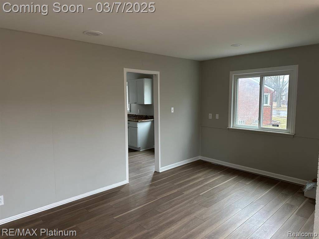 Inkster, MI 48141,29080 BEECHNUT Street