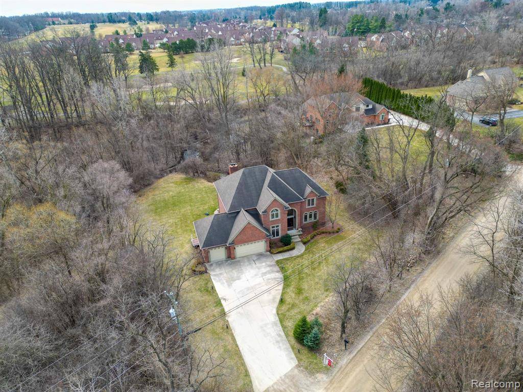 Farmington Hills, MI 48331,37159 HOWARD Road