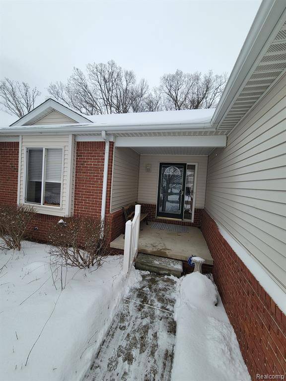 Howell, MI 48843,896 SPIREA