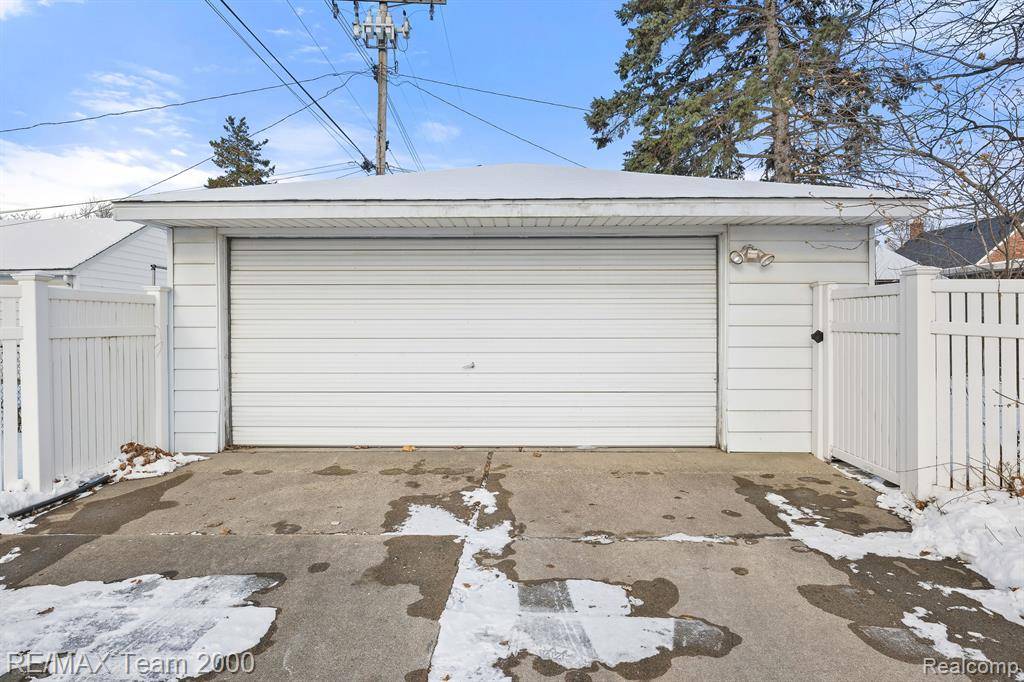 Dearborn, MI 48124,3850 HARDING Street