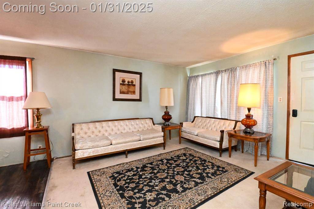 Flat Rock, MI 48134,29649 RED CEDAR Drive