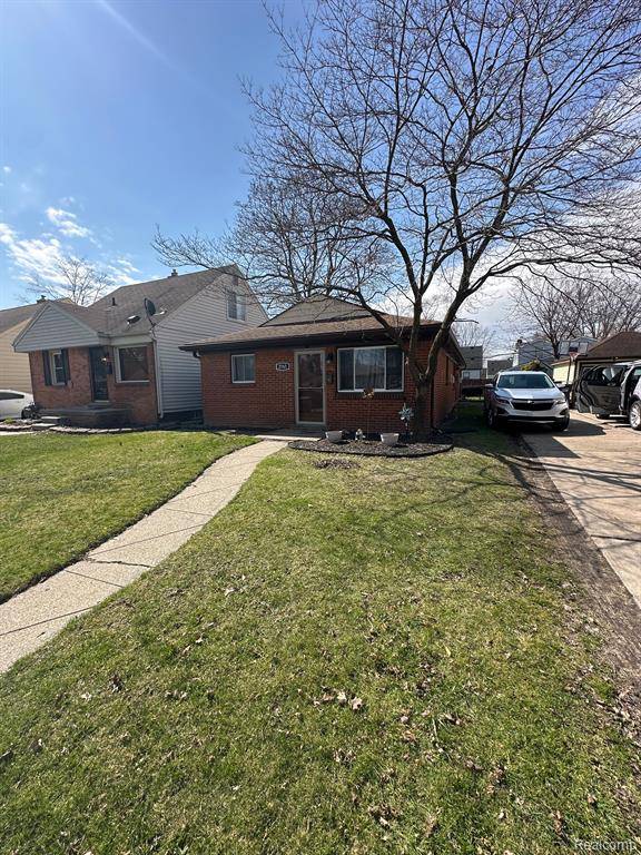 Lincoln Park, MI 48146,2157 MCLAIN Avenue
