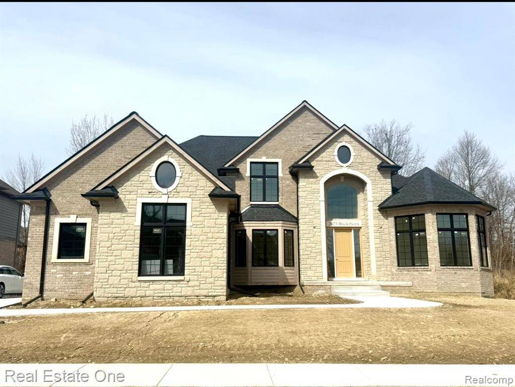 Shelby, MI 48316,2423 BUCKTHORN Drive