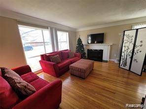 Redford, MI 48239,9583 BRADY