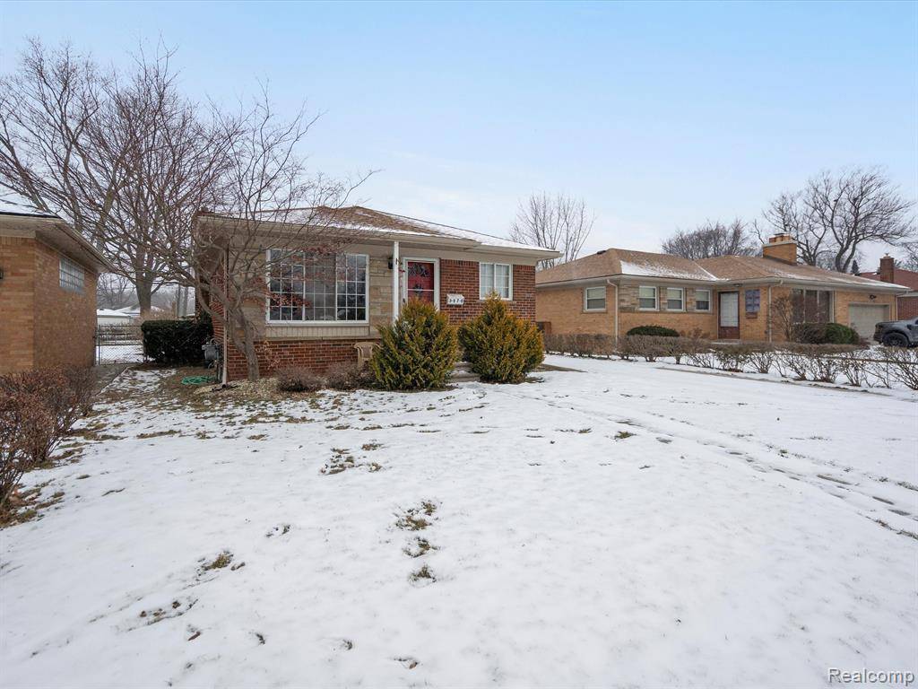 Dearborn Heights, MI 48125,3970 PARDEE Avenue