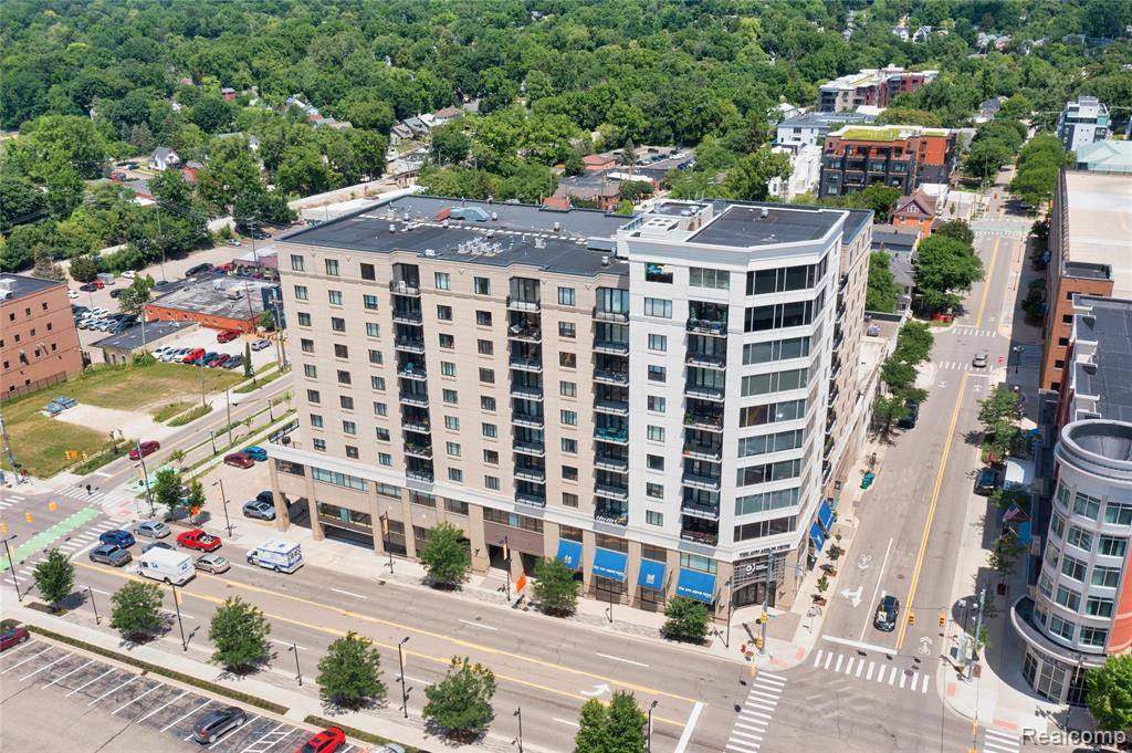 Ann Arbor, MI 48104,111 N ASHLEY Street