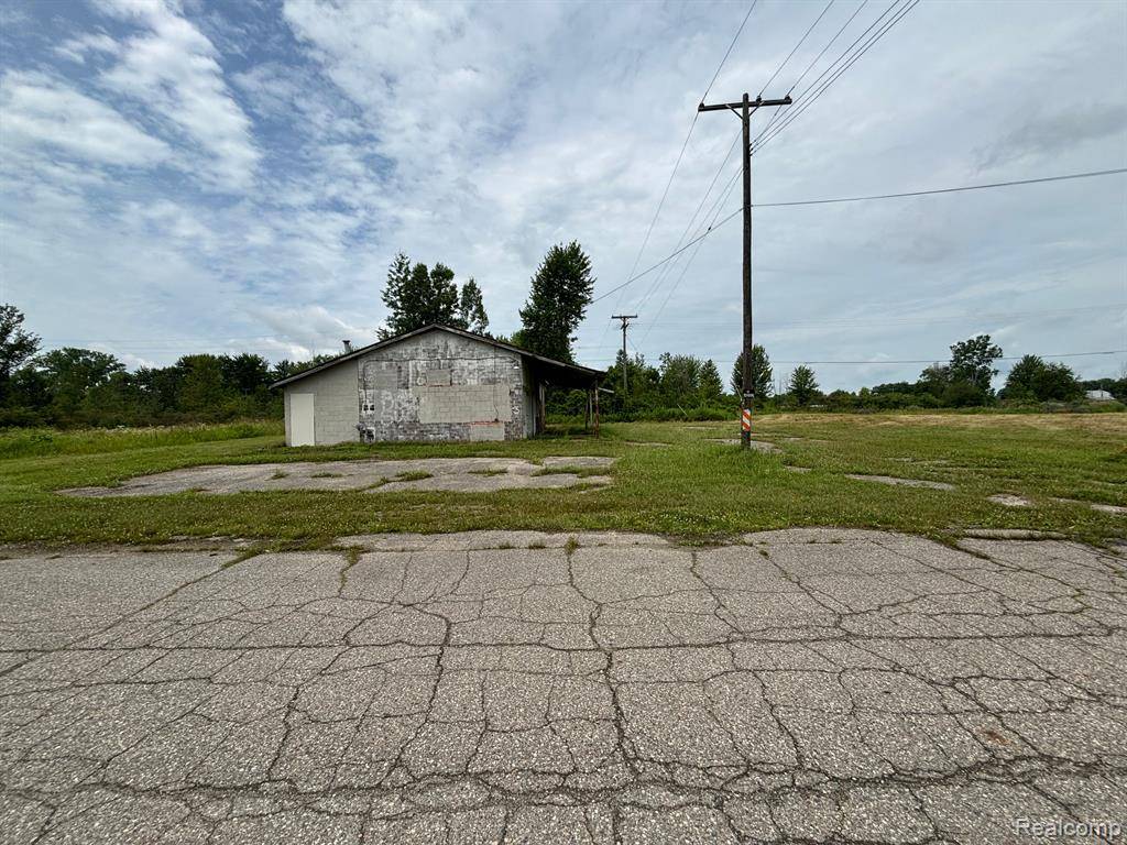 Emmett, MI 48022,3301 Emmett Rd EMMETT Road