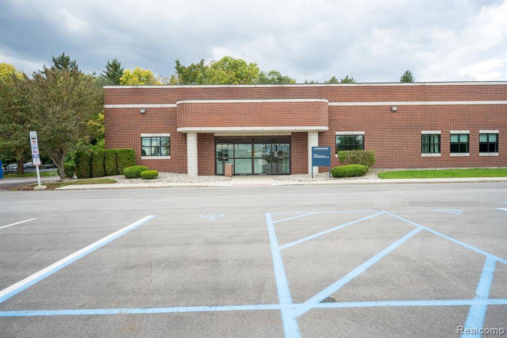 Flint, MI 48503,2702 ROBERT T LONGWAY Boulevard