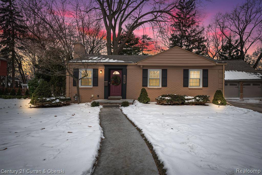 Livonia, MI 48150,9831 BERWICK Street