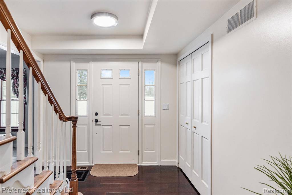 Brighton, MI 48114,5308 KIERSTAN Drive