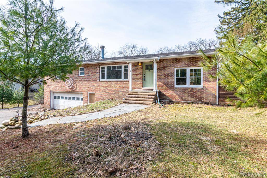 Dexter, MI 48130,8099 Huron River Drive