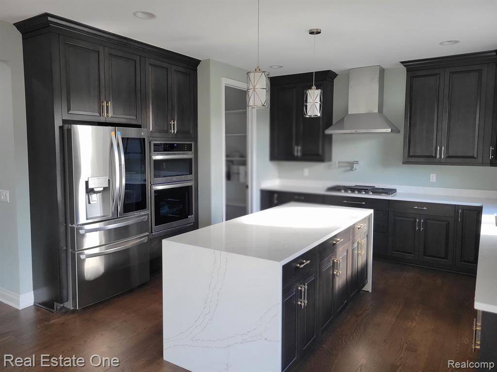 Troy, MI 48083,611 Vanderpool Drive
