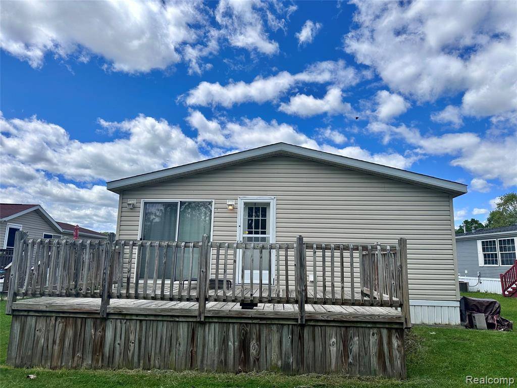 Chesterfield, MI,52263 Landsdowne Circle