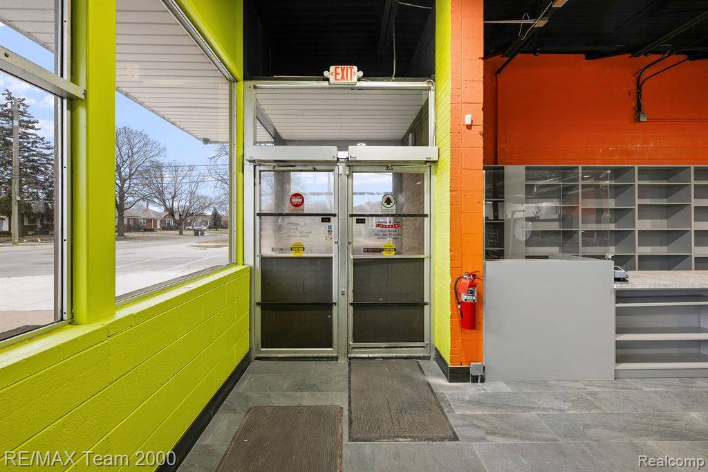 Allen Park, MI 48101,14730 Champaign Road