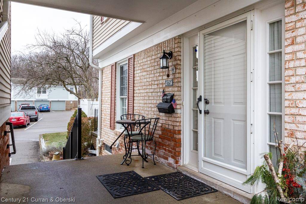 Northville, MI 48167,41754 BROQUET Drive