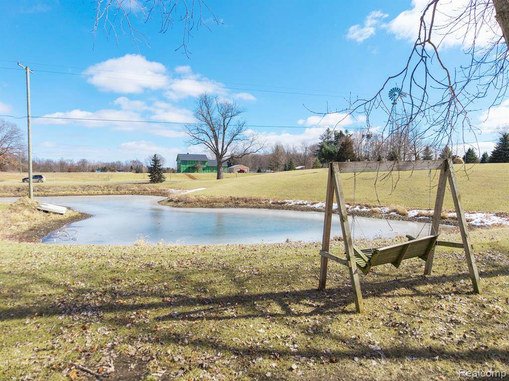 Pinckney, MI 48169,6944 HINCHEY Road