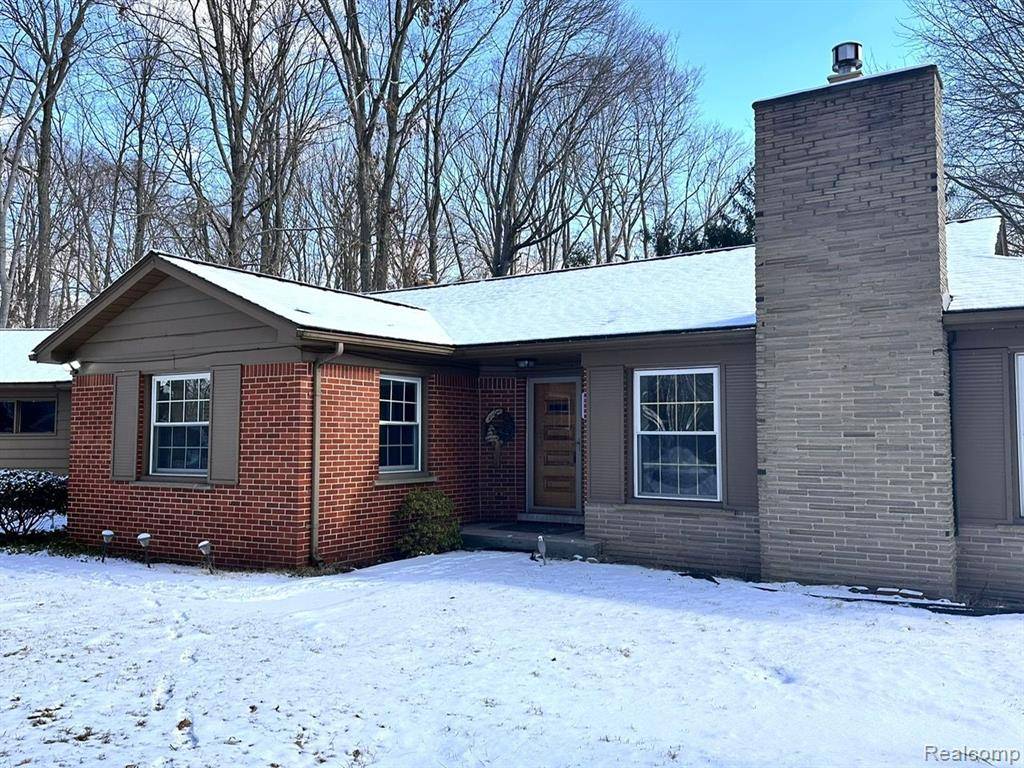 Livonia, MI 48154,16840 MAYFIELD Street