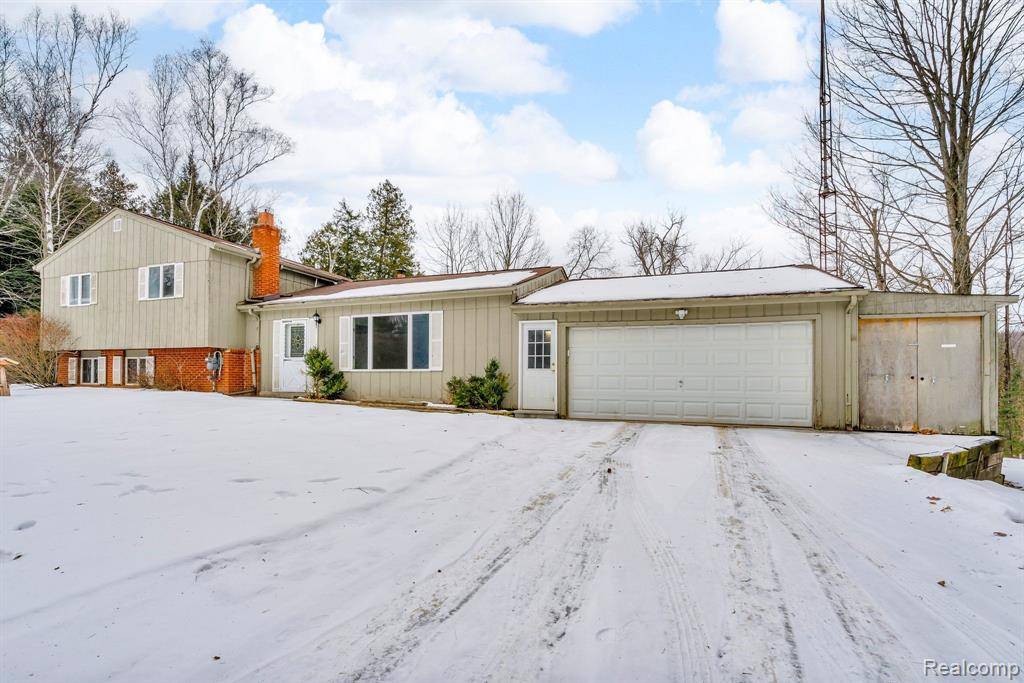 Attica, MI 48412,5706 Belle River Road