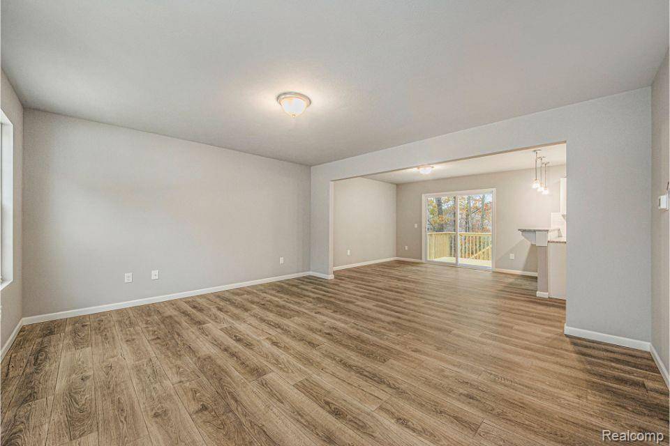 Jackson, MI 49201,520 Douglass Court