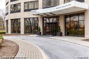 Southfield, MI 48075,5000 Town Center