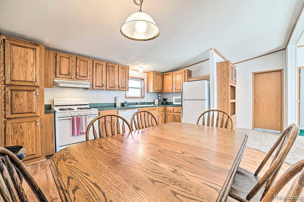 Houghton Lake, MI 48629,100 ISLAND Drive