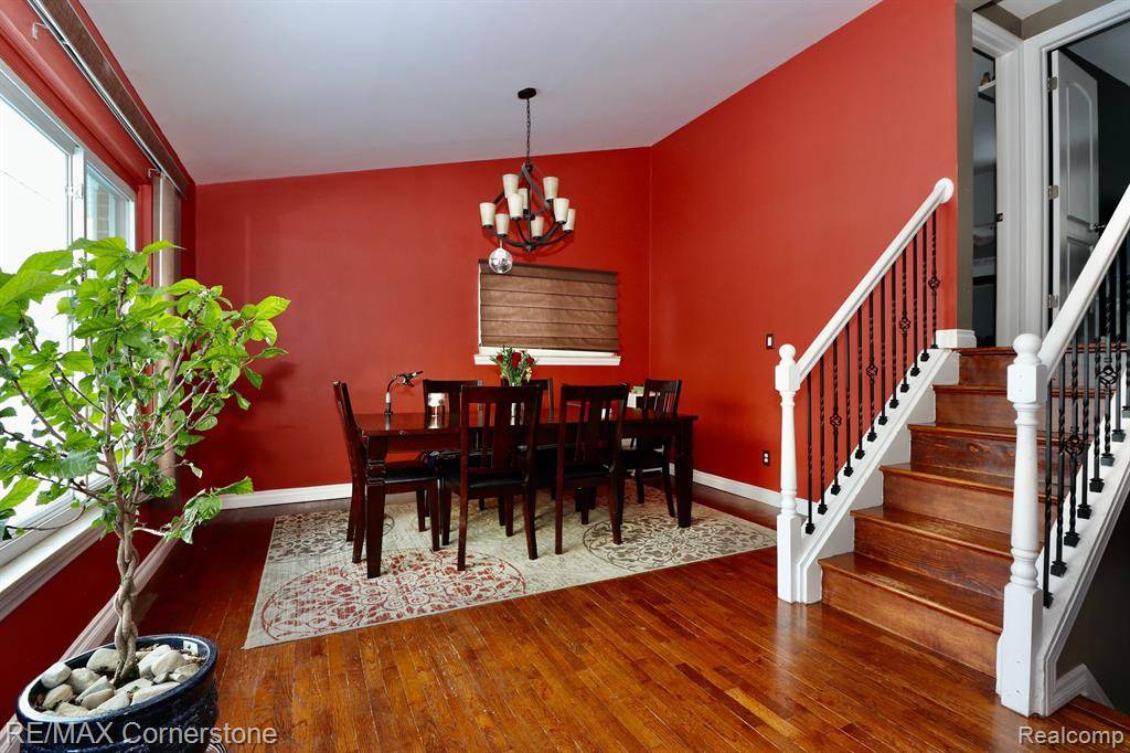 Westland, MI 48186,692 EASLEY Drive