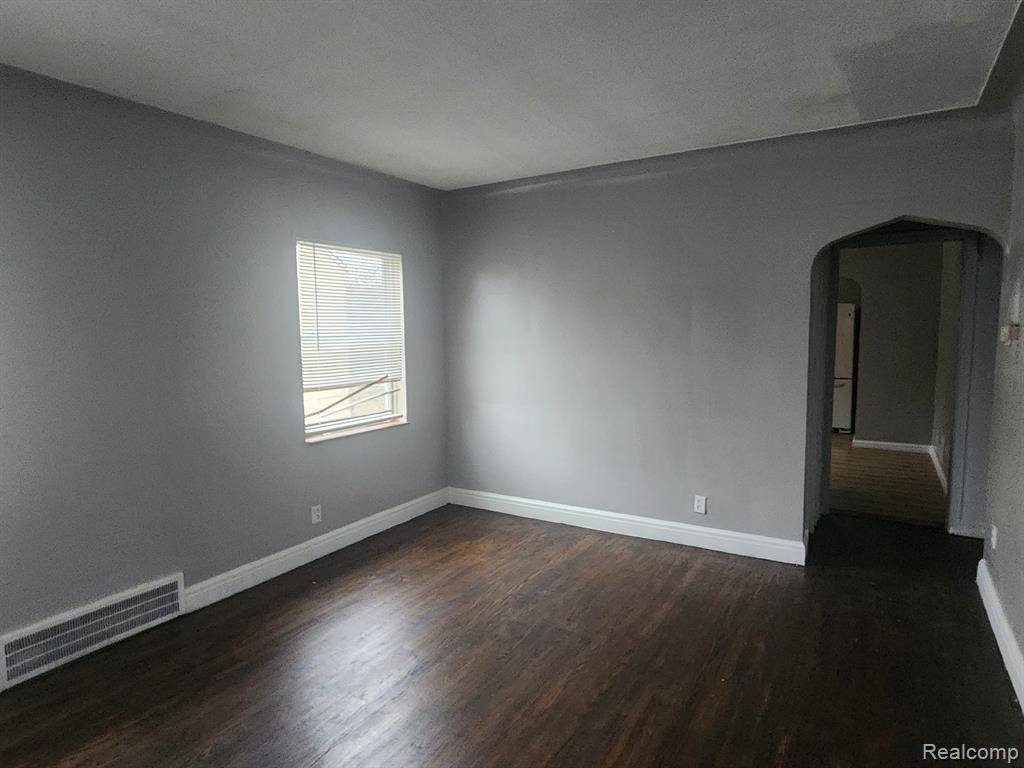 Detroit, MI 48227,11694 PREST Street