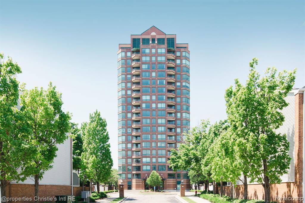 Detroit, MI 48207,3320 Spinnaker Lane