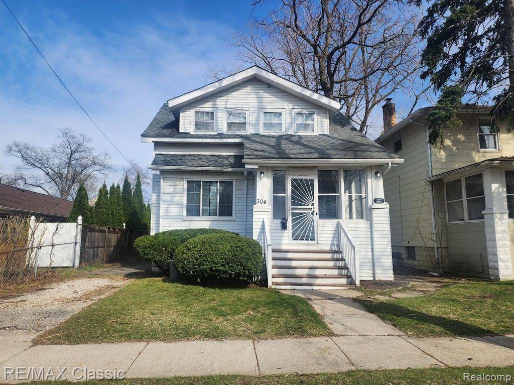 Royal Oak, MI 48067,304 BAKER Street