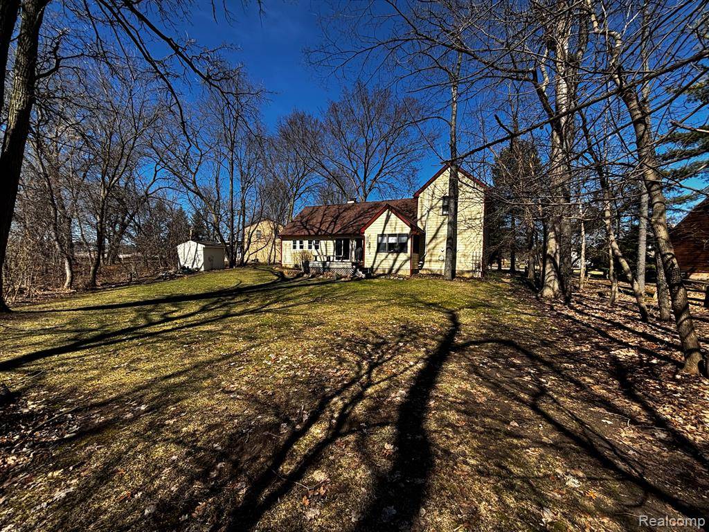 New Hudson, MI 48165,29345 HAMPTON CT