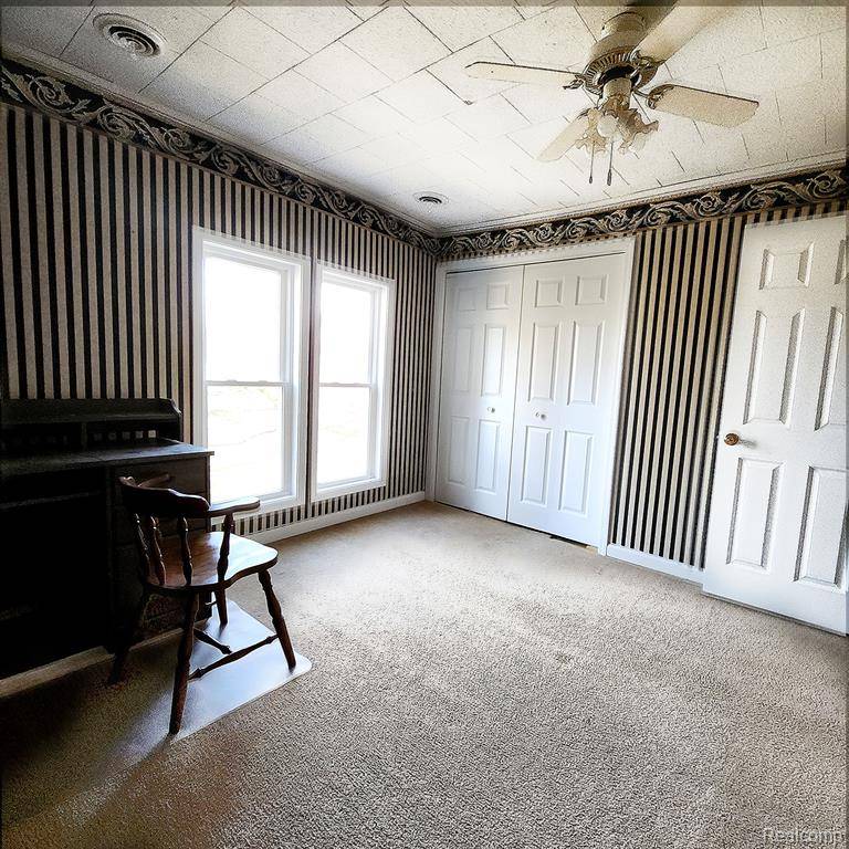 Vassar, MI 48768,704 W HURON Avenue