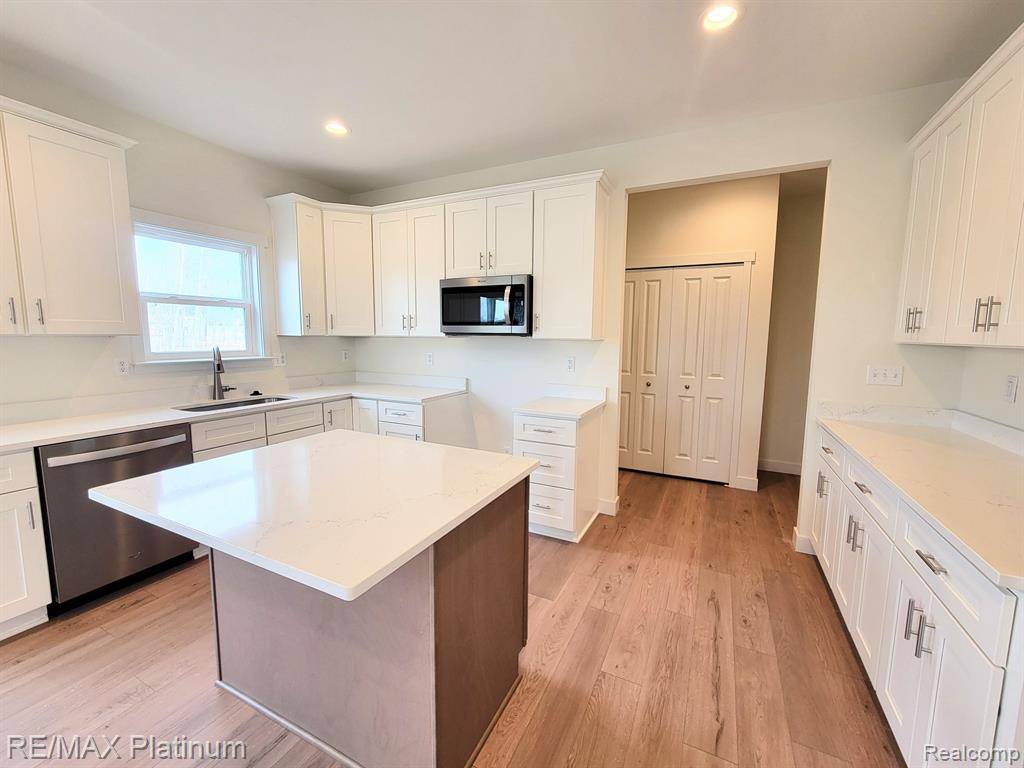 Linden, MI 48451,13162 Westwinds Drive