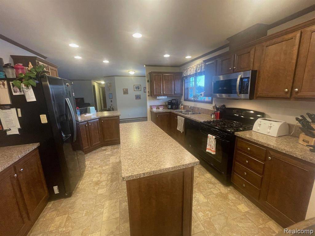 Howell, MI 48843,5431 Arboretum Trail