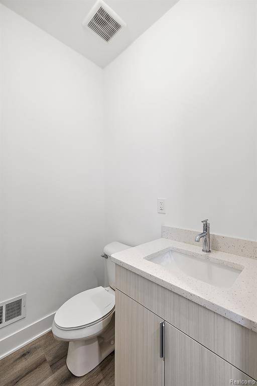 Troy, MI 48084,2853 SUMMERS