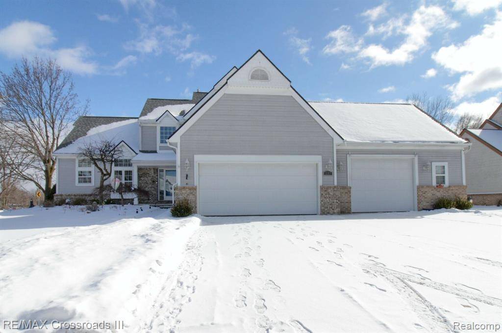 Belleville, MI 48111,237 HARBOUR POINTE Drive