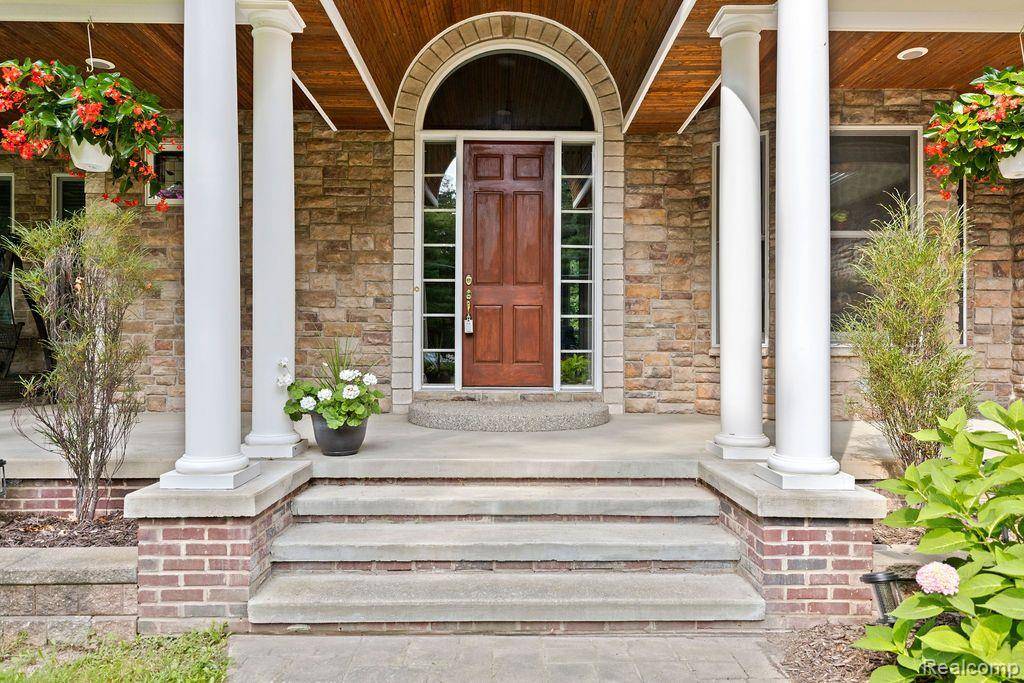 Howell, MI 48843,1091 N KELLOGG Road