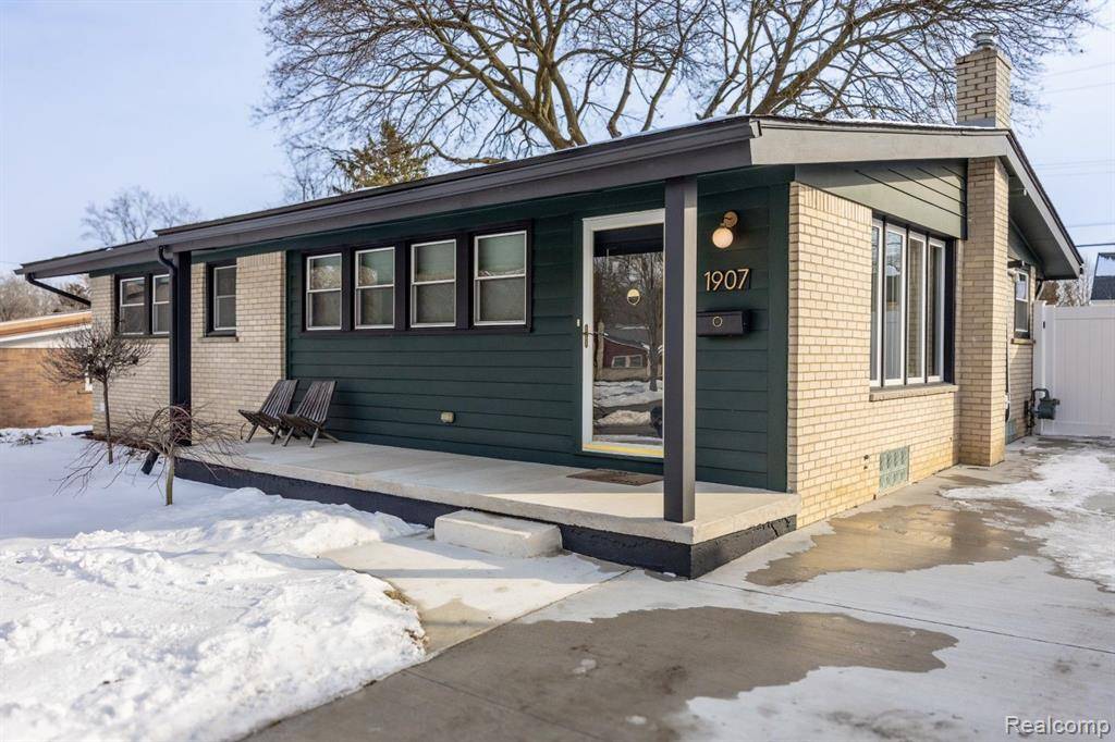 Ann Arbor, MI 48103,1907 SUNRISE Street