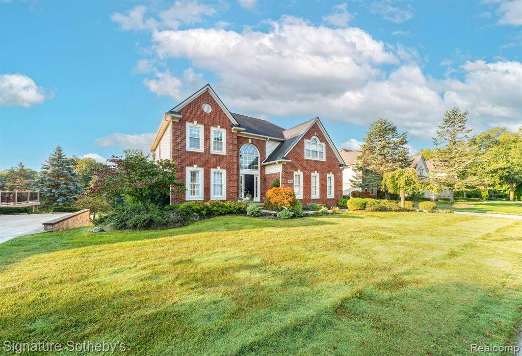 Plymouth, MI 48170,49301 QUAIL RUN Court
