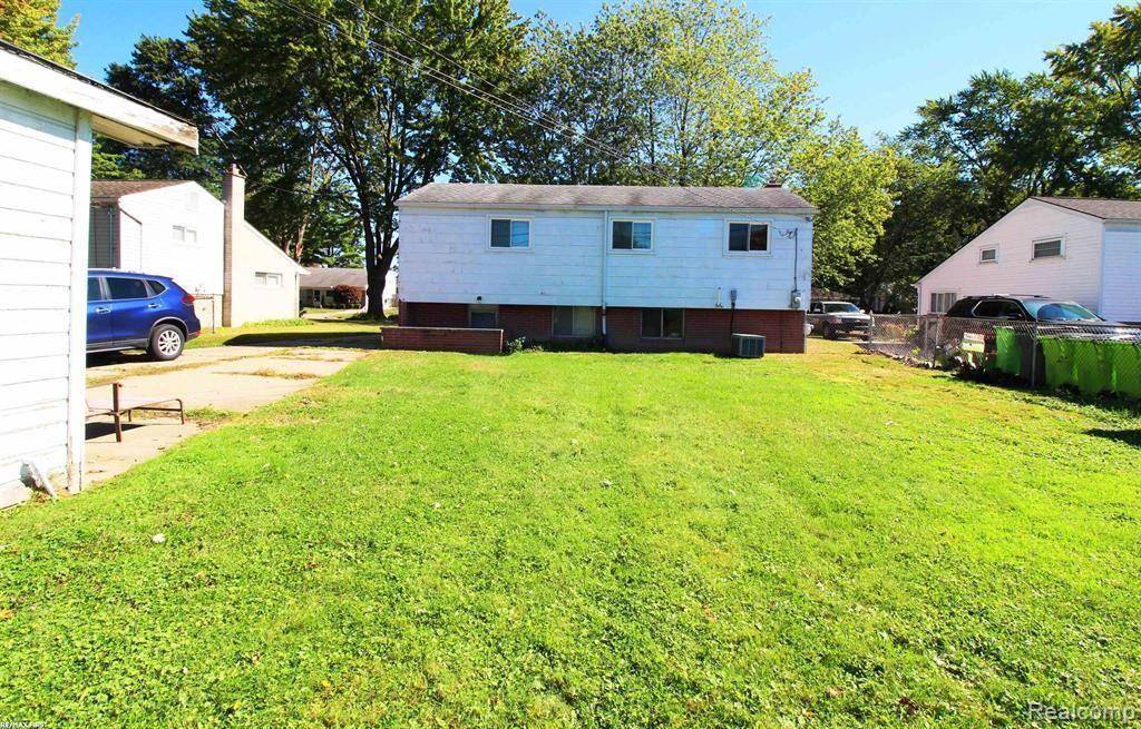 Clinton Twp, MI 48035,36853 WEIDEMAN Street