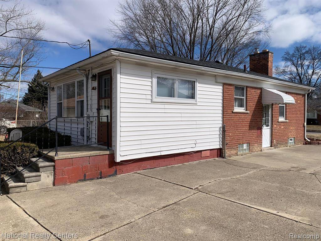 Livonia, MI 48150,9345 VIRGINIA Street