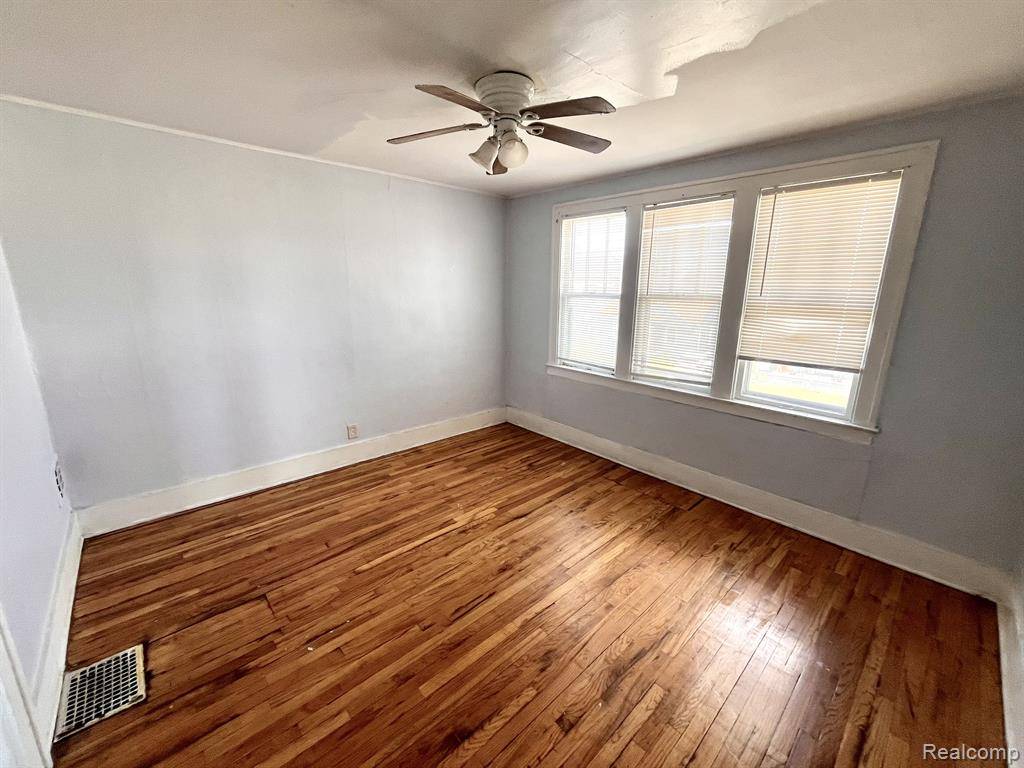 Warren, MI 48091,7544 THEUT Avenue