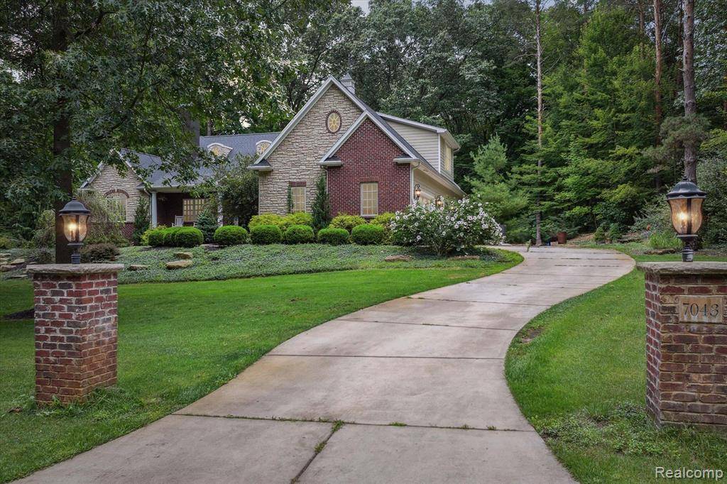 Leoni, MI 49201,7043 Sanctuary Drive