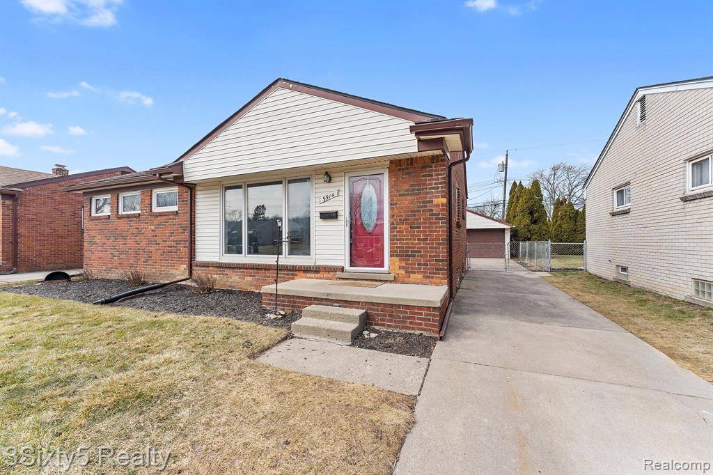 Allen Park, MI 48101,9914 FOX Avenue