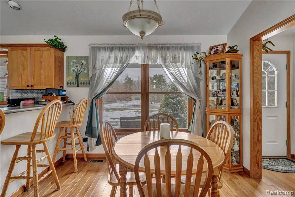 Mayville Vlg, MI 48744,2509 E BLACKMORE Road