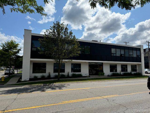 Birmingham, MI 48009,801 S ADAMS Road