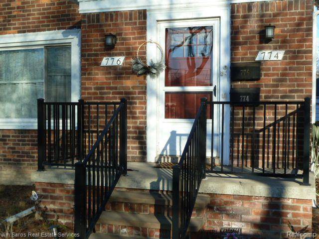 Grosse Pointe, MI 48230,774 NEFF Road