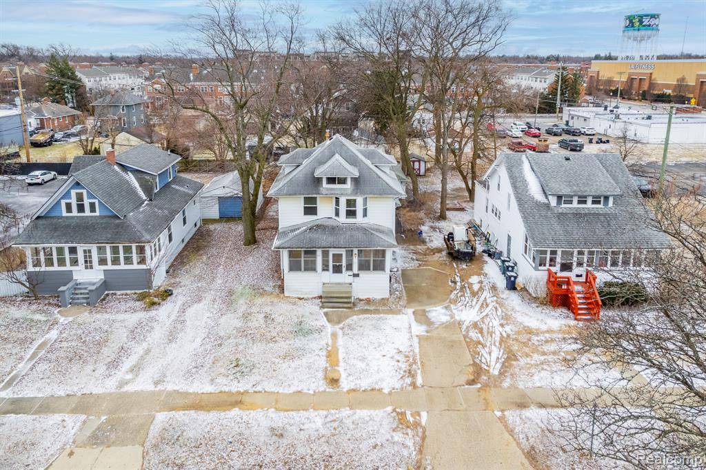 Royal Oak, MI 48067,207 W PARENT Avenue